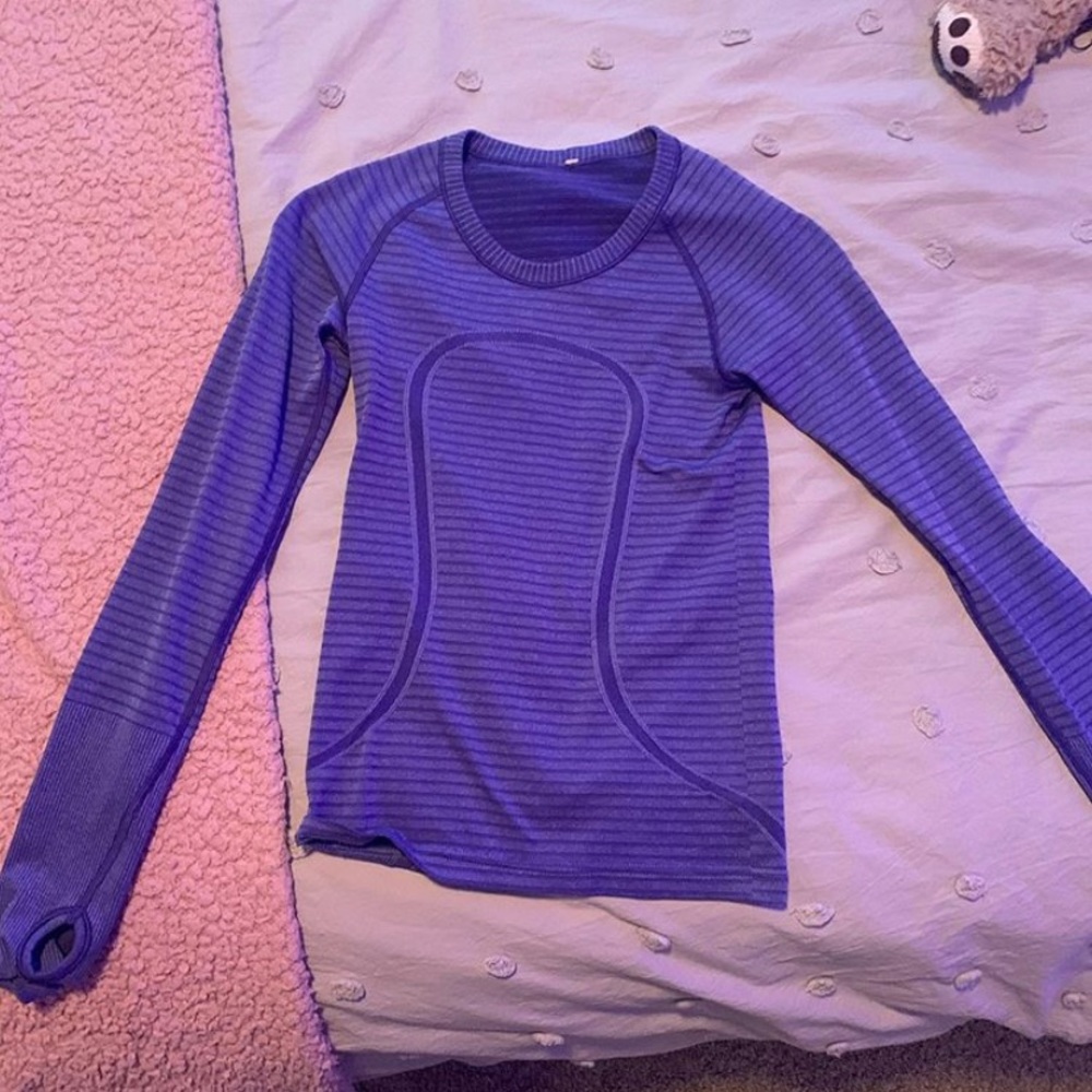 blueish purple lulu long sleeve